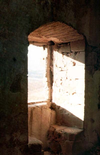 La finestra con i sedili